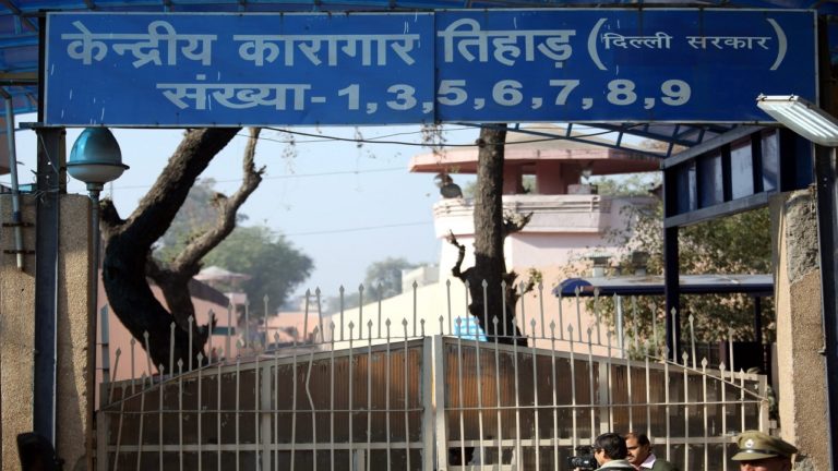 तिहाड़ जेल हुआ कैशलेस