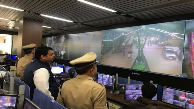 मुंबई में आफत बनी बारिश, सरकार ने जारी किए हेल्पलाइन नंबर