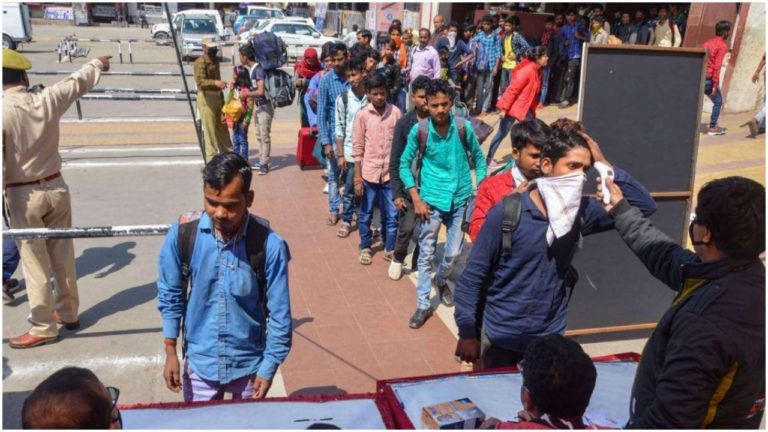 Maharashtra में आज से रेड और नॉन रेड जोन में खुलेंगी दुकानें, मुंबई में शराब की होगी Home Delivery