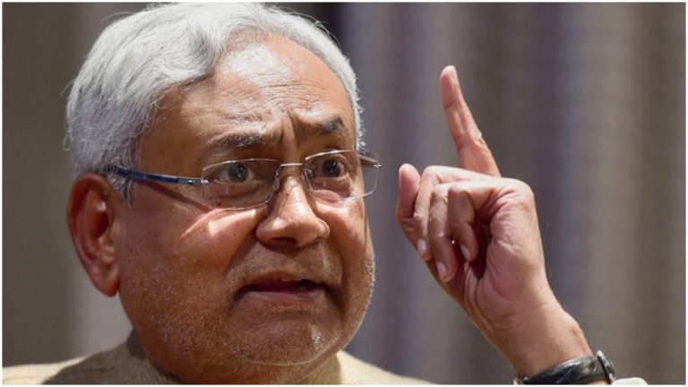 Bihar : कोरोना वायरस के ओमीक्रोन स्वरूप को लेकर नीतीश कुमार ने बिहार के स्वास्थ्य अधिकारियों को किया आगाह
