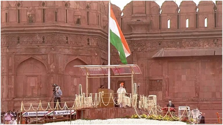 74th Independence day: लड़कियों की शादी की उम्र की समीक्षा कर रही सरकार, PM मोदी बोले- जल्द लेंगे फैसला
