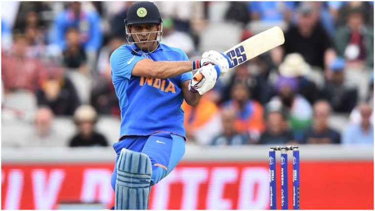 MS धोनी ने अंतरराष्ट्रीय क्रिकेट से लिया संन्यास, खेलते रहेंगे IPL