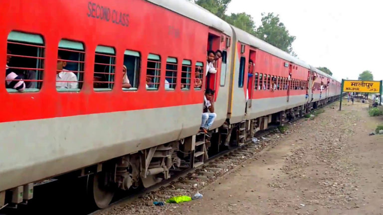 आज से कैफियत एक्सप्रेस (Kaifiyat Express) की सेवाएं बहाल, जानिए क्या है ट्रेन का शिड्यूल ?