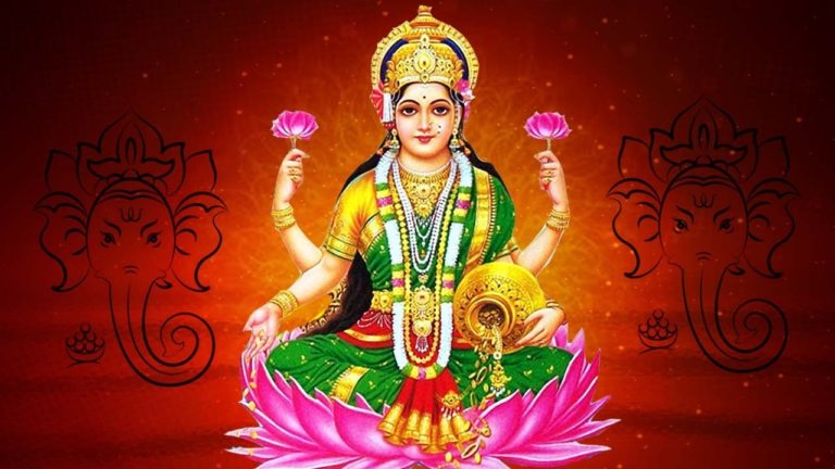 मां लक्ष्मी के इस चमत्कारी मंत्र से होता है शत्रुओं का नाश, प्रतिदिन करें जाप 