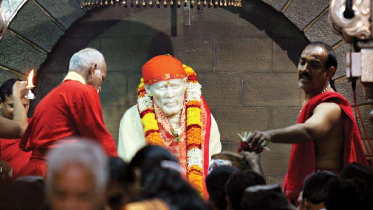 शिरडी वाले साईं बाबा के बारे में क्या ये बातें जानते हैं आप?