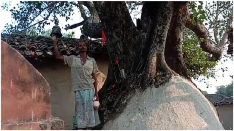 उत्तर प्रदेश : युवक ने जीभ काटकर देवी पर चढ़ाई, नवरात्रि में था उपवास
