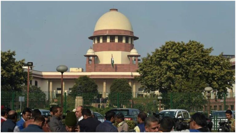 दिल्ली, गुजरात में कोविड-19 संबंधी हालत हुए बदतर, केंद्र और राज्य सरकारें रिपोर्ट दें: सुप्रीम कोर्ट