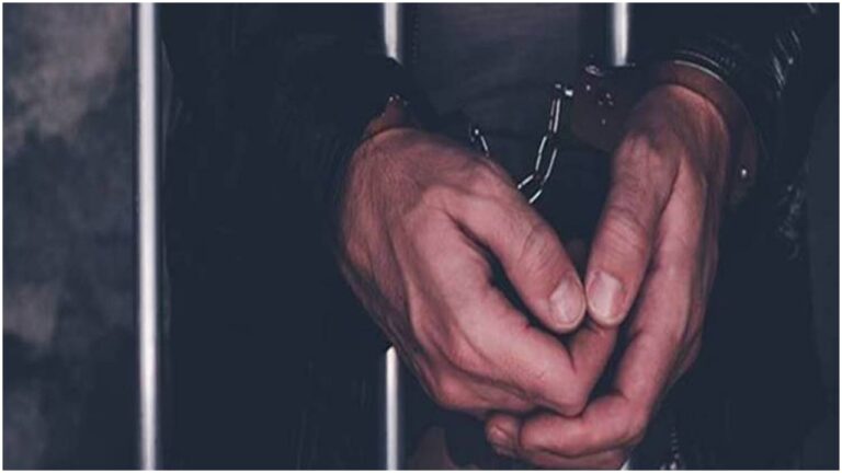 मुंबई घूमने आयी युवती से बलात्कार के आरोप में ऑटोरिक्शा चालक गिरफ्तार