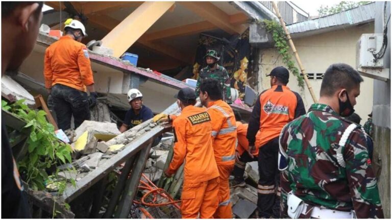 Indonesia Earthquake : इंडोनेशिया में आए भूकंप से मरने वालों की संख्या बढ़कर हुई 56, राहत एवं बचाव कार्य जारी