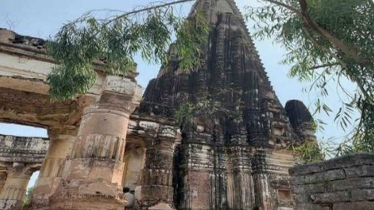 पाकिस्तान : हिंदू समुदाय के नेताओं ने खैबर पख्तूनख्वा प्रांत में मंदिर के लिए सुरक्षा की मांग की