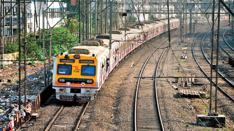 Rail Budget :  रेलवे के लिए रिकॉर्ड 1.10 लाख करोड़ रुपये: वित्त मंत्री निर्मला सीतारमण