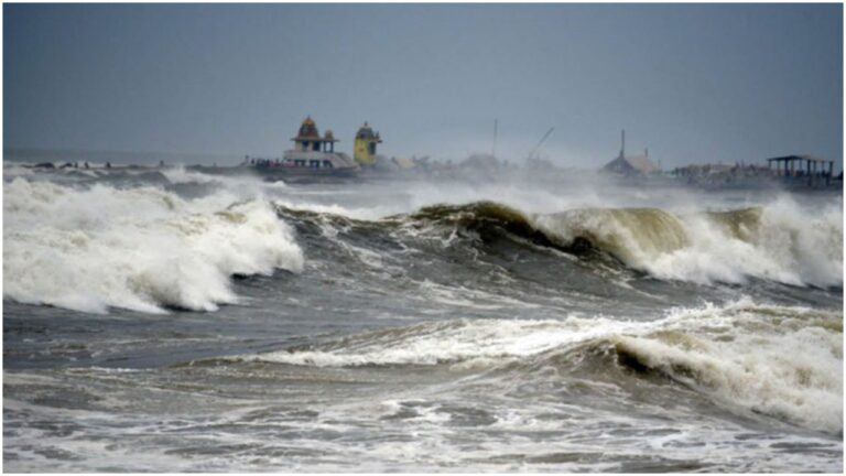 Cyclonic Storm Tauktae : इन राज्यों में तबाही मचा सकता है ‘तौकते’, अलर्ट जारी