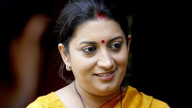 अंतरराष्ट्रीय स्तर पर संकट का सामना कर रहीं महिलाओं के लिये केन्द्रों का गठन करेगी सरकार: स्मृति ईरानी