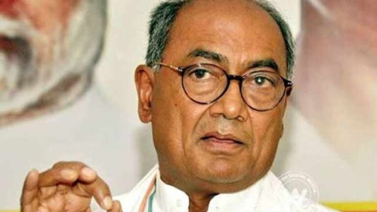 तो भागवत मुसलमानों को ‘प्रताड़ित’ करने वालों को पद से हटाने का निर्देश दें : दिग्विजय