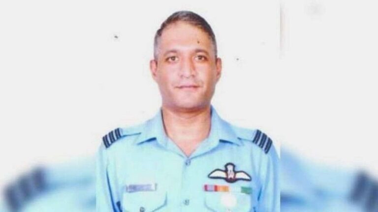 IAF Chopper Crash: भारतीय वायु सेना के ग्रुप कैप्टन वरुण सिंह का निधन