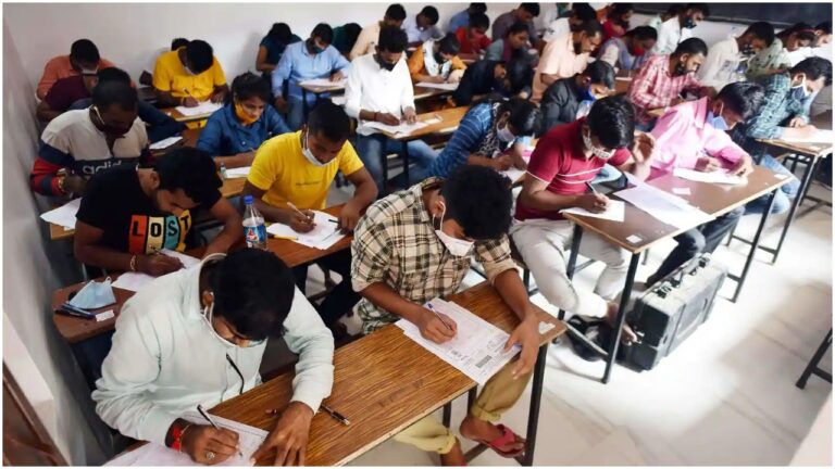 UP बोर्ड 10वीं-12वीं के छात्रों के लिए बड़ी खबर, इस बार मिलेंगे बोनस अंक