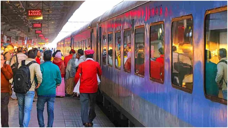 ट्रेन में लिनन की कमी: Covid-19 के दौरान सामान क्षतिग्रस्त, मास्क के लिए भी हुआ इस्तेमाल