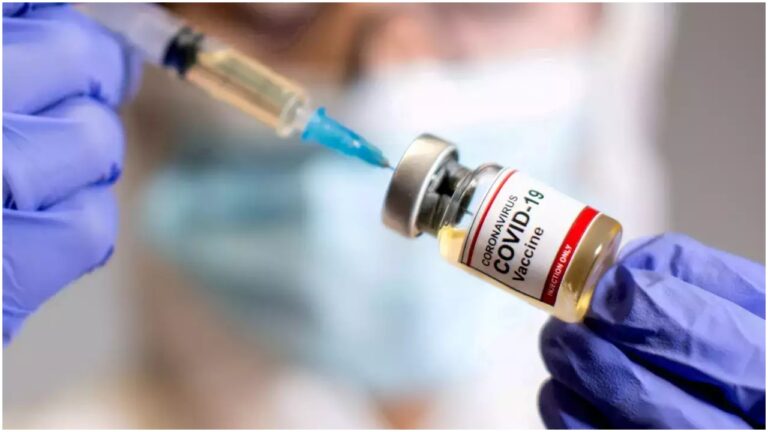 Covid-19 Vaccination In India : देश में अब तक कोविड-19 रोधी टीकों की 195.48 करोड़ से अधिक खुराक दी गईं