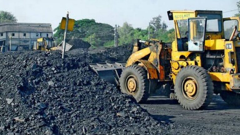कोयले की सुगम आपूर्ति के लिए सरकार का बिजली उत्पादक कंपनियों को रैक खरीदने का निर्देश