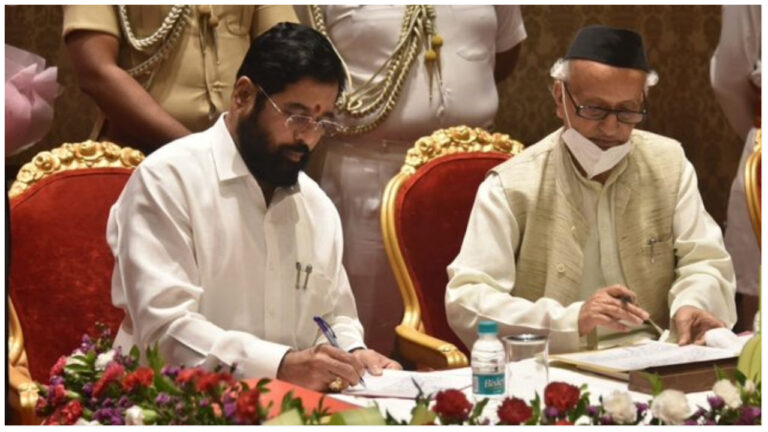 Maharashtra Political Crisis LIVE Updates: एकनाथ शिंदे ने ली महाराष्ट्र के मुख्यमंत्री पद की शपथ, देवेंद्र फडणवीस राज्य के नए उप-मुख्यमंत्री