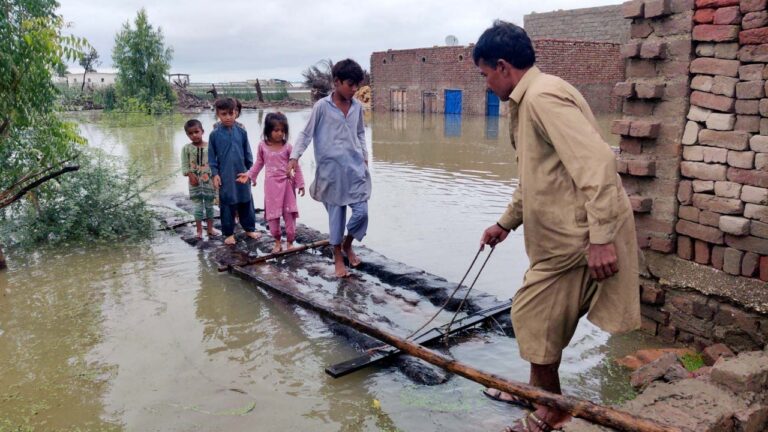 Pakistan Floods: पाकिस्तान में घातक बाढ़ के दौरान खराब राहत कार्य, गुस्साए बलूच ने सरकार पर साधा निशाना