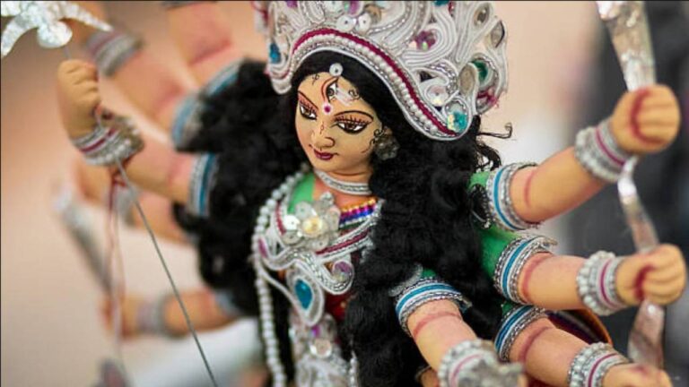Shardiya Navratri 2022: नवरात्रि की प्रतिपदा तिथि को पूरे दिन रहेगा आडल योग, इन मुहूर्त में न करें कलश स्थापना