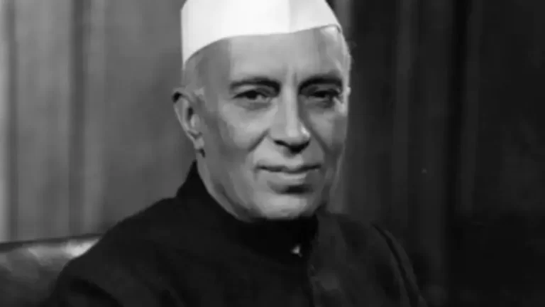 जवाहरलाल नेहरू की पुण्यतिथि पर पीएम मोदी और राहुल गांधी समेत कई नेताओं ने दी श्रद्धांजलि