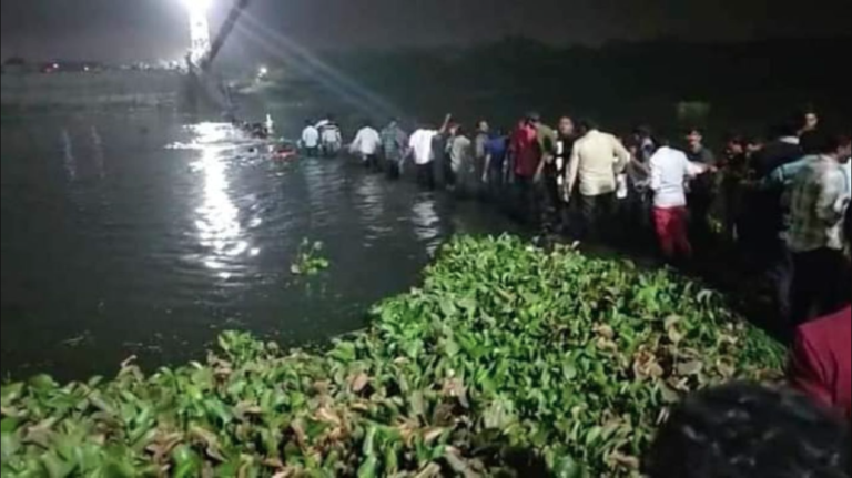 Morbi Bridge हादसे पर Gujarat High Court ने कहा, ‘मुआवजे का सवाल है, कंपनी को सकारात्मक समाधान और ठोस चीजों के साथ सामने आना होगा’