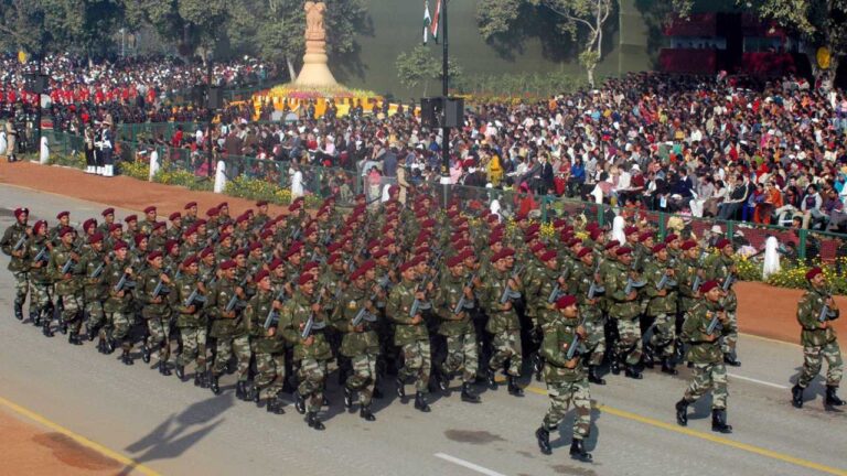 भारतीय सेना में अफसर कैसे बनें: जानें एग्जाम से लेकर ट्रेनिंग तक सबकुछ